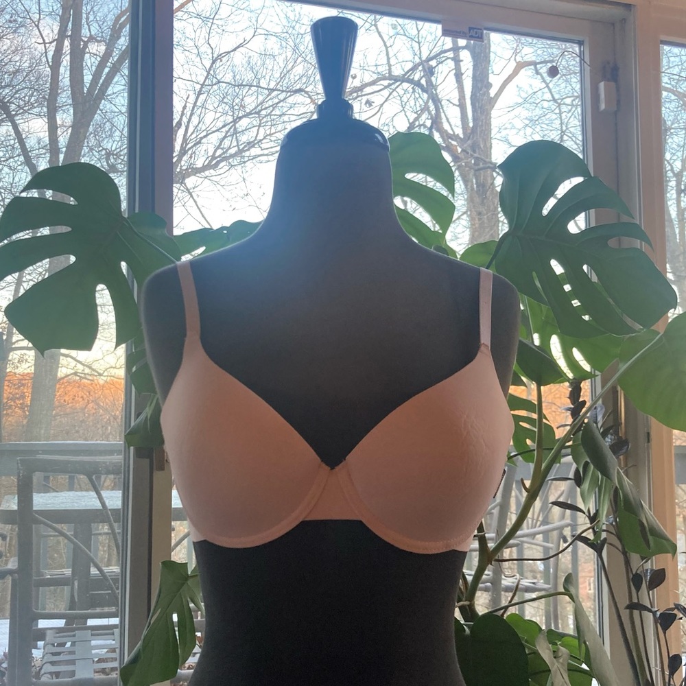 Vince Camuto Pink T-shirt Bra